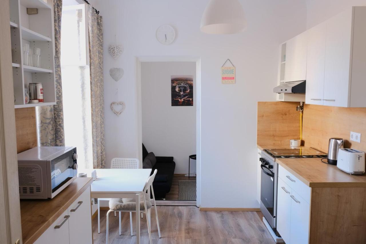 Varfal-Lak Apartman Sopron Exterior photo
